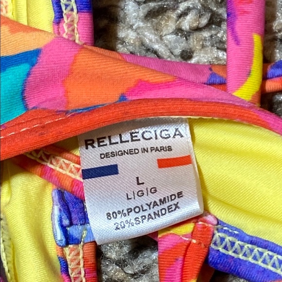 RELLECIGA Floral Bikini Top Swimwear - Picture 2 of 6
